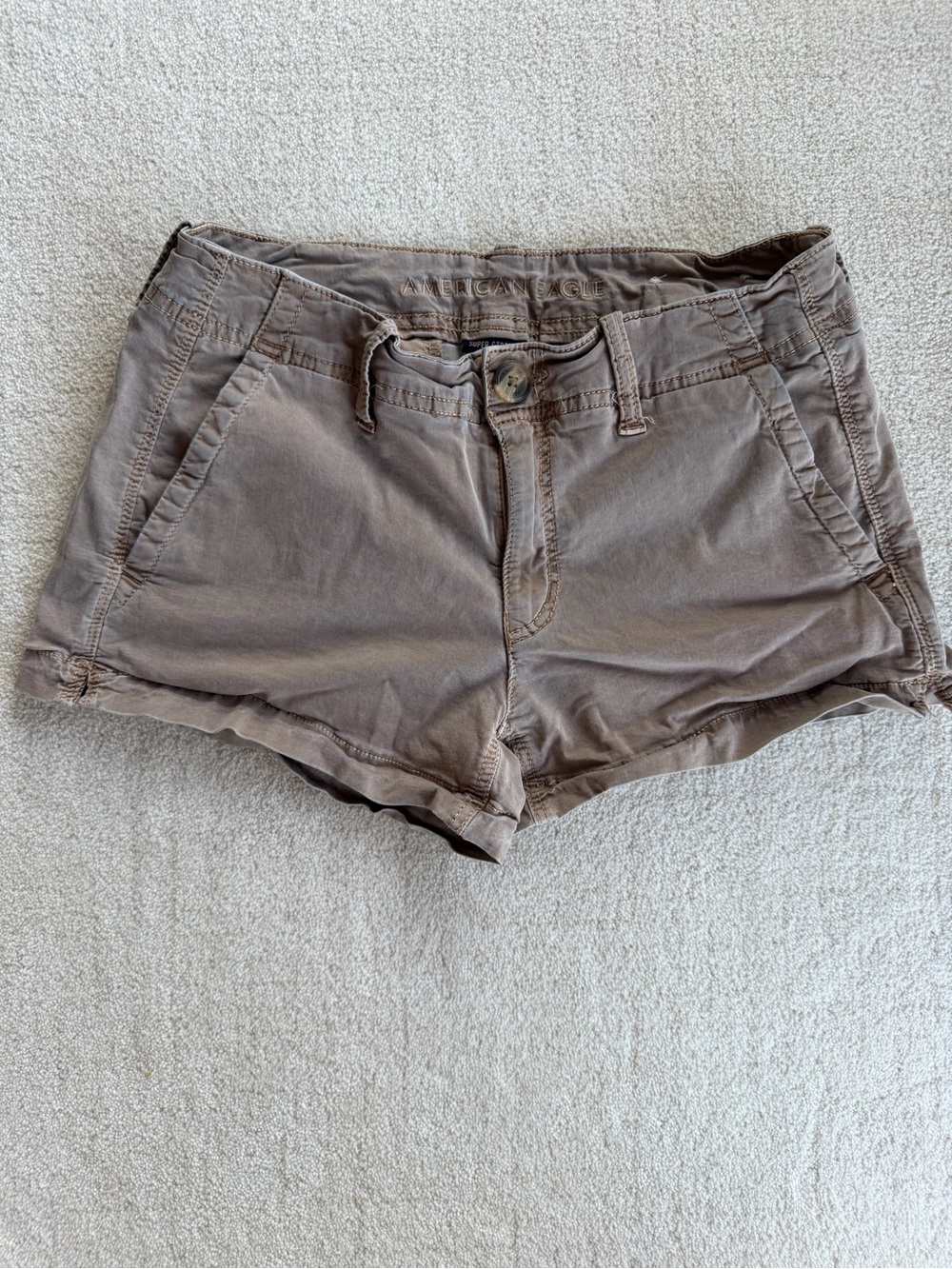 American Eagle Womens Size 2 Super Stretch Chino Shorts Taupe Brown Low Rise